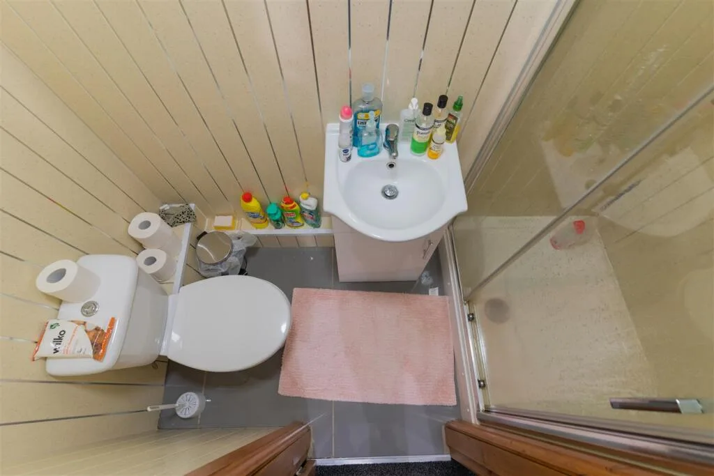 7 bedroom house for rent