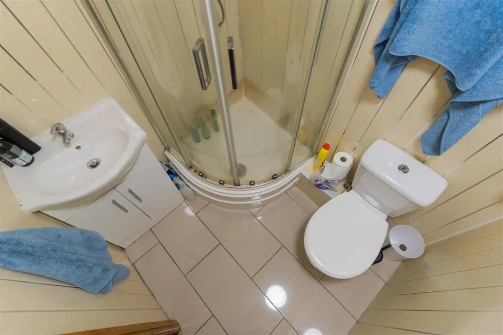7 bedroom house for rent
