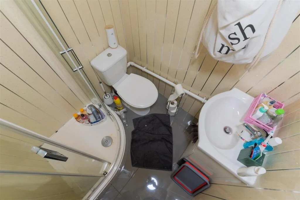 7 bedroom house for rent