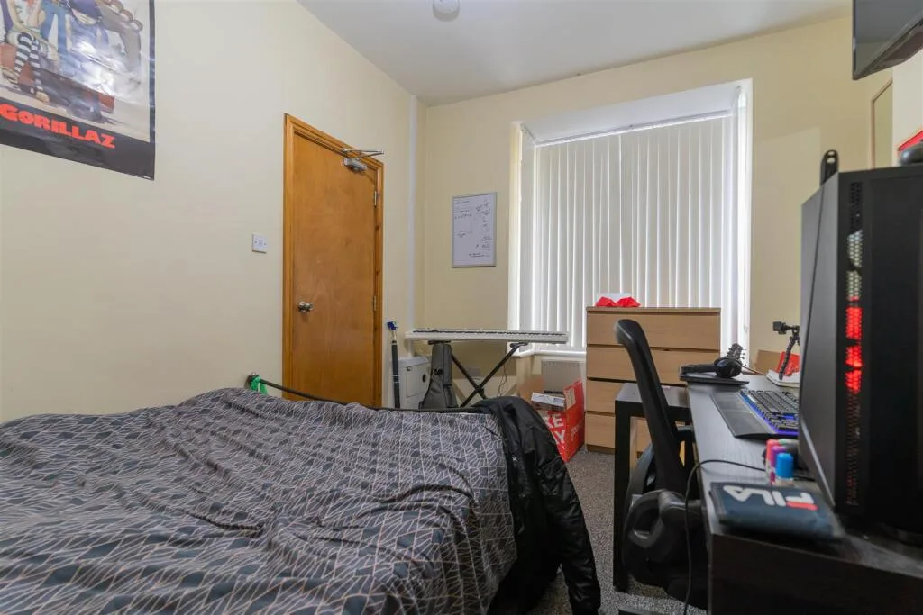 7 bedroom house for rent