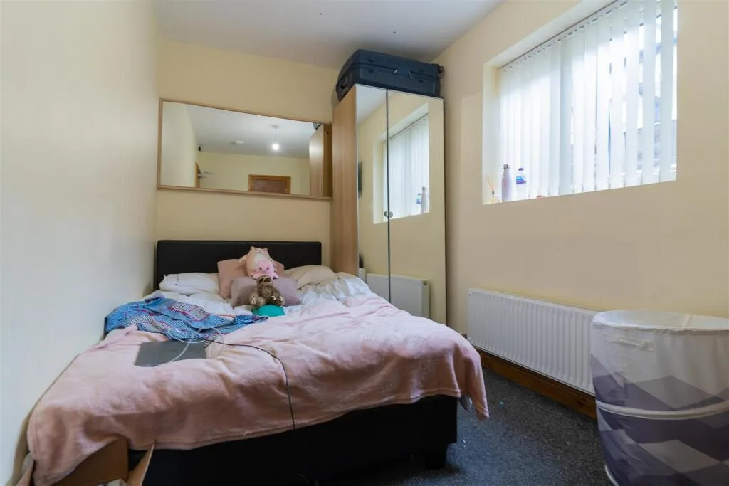 7 bedroom house for rent