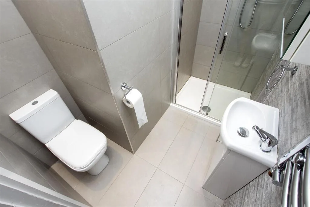 7 bedroom house for rent