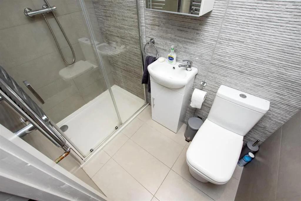 7 bedroom house for rent
