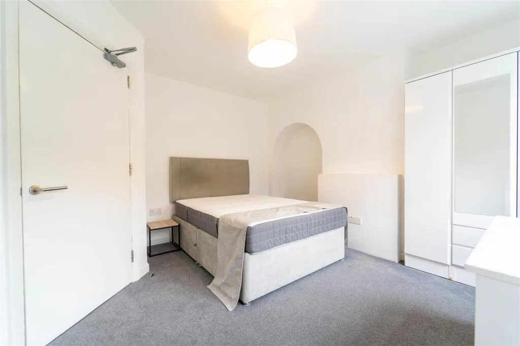4 bedroom house for rent