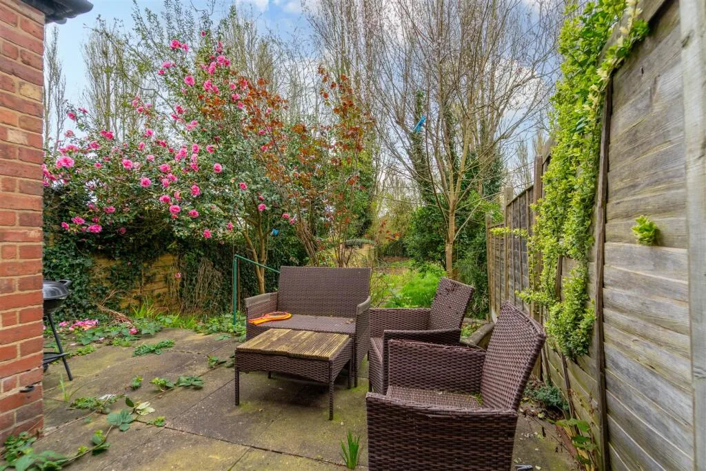 4 bedroom house for rent