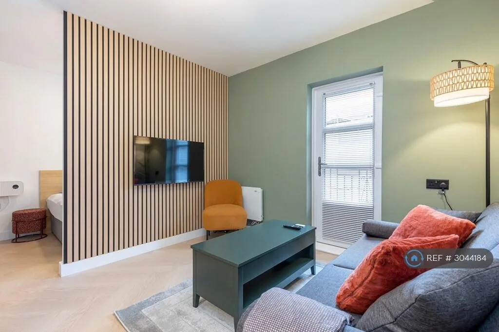 1 bedroom flat for rent