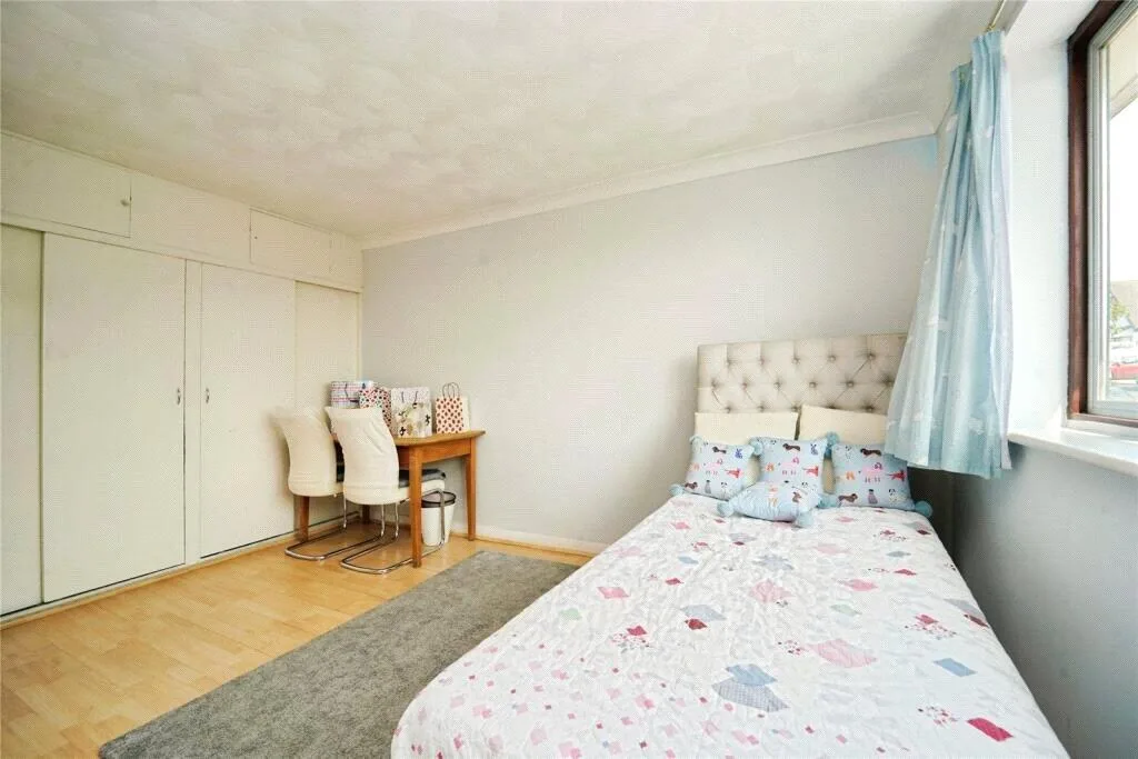 3 bedroom link detached house for rent