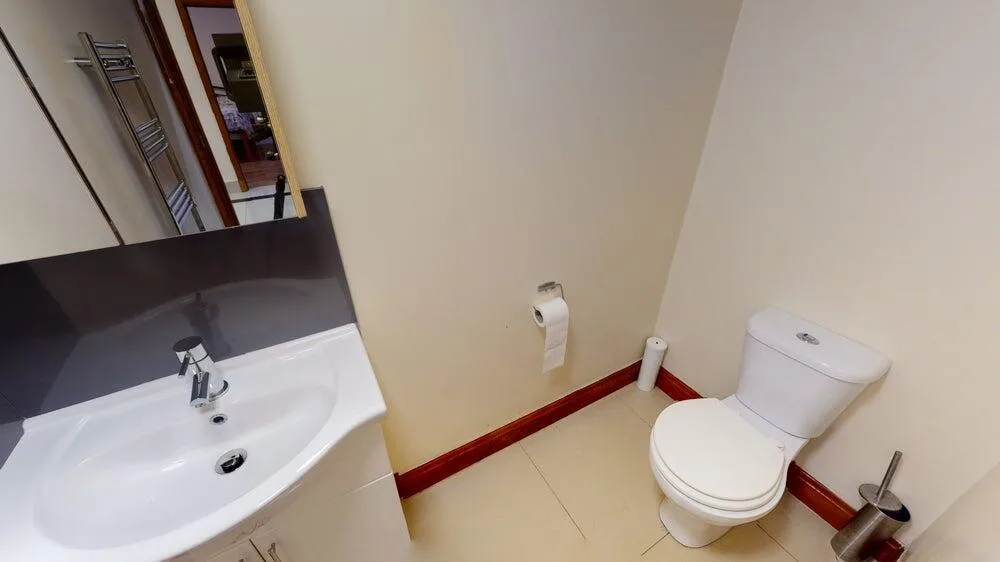 9 bedroom house for rent