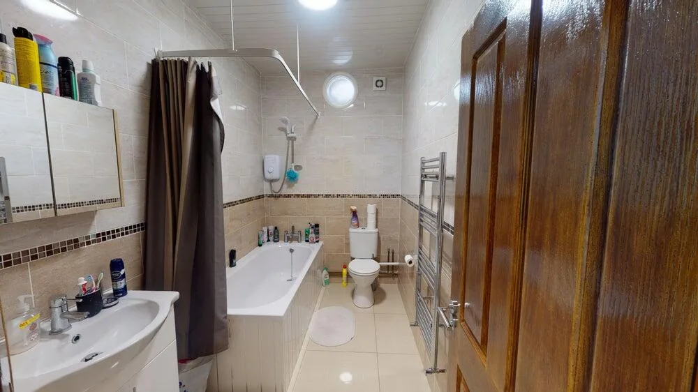 9 bedroom house for rent