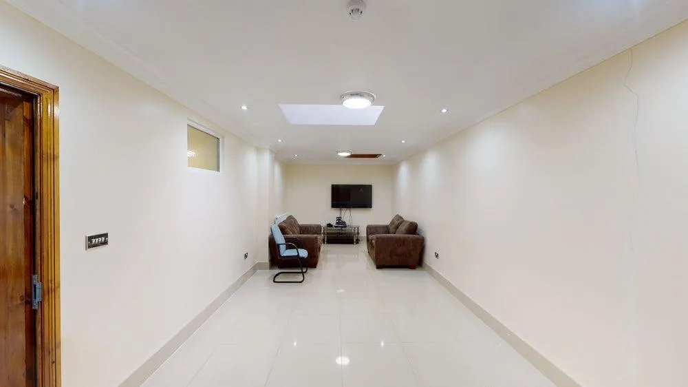 9 bedroom house for rent