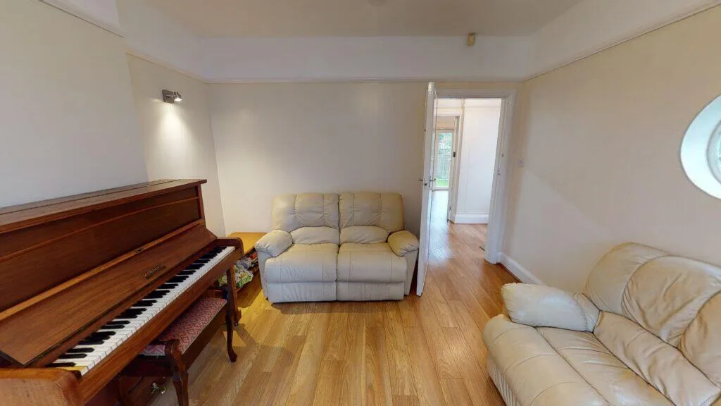 5 bedroom house for rent