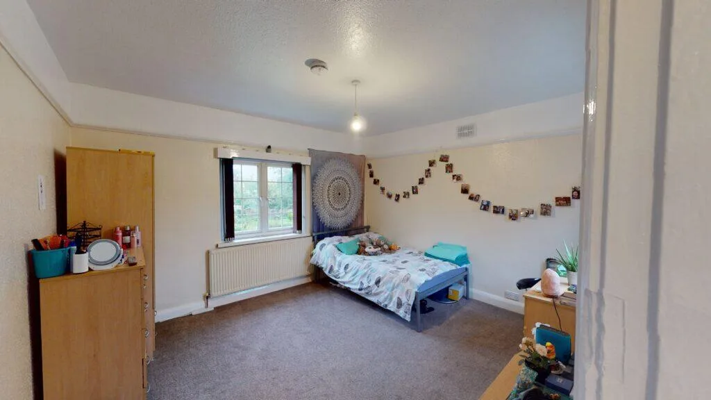 5 bedroom house for rent
