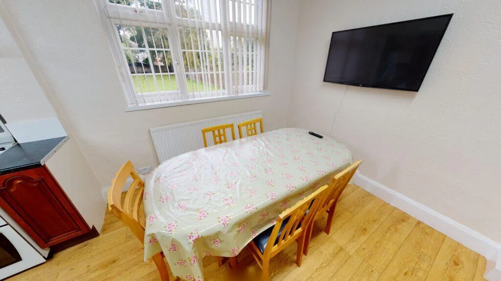 5 bedroom house for rent