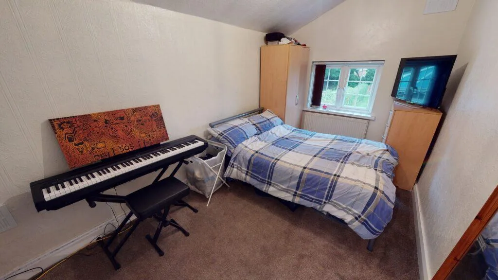 5 bedroom house for rent