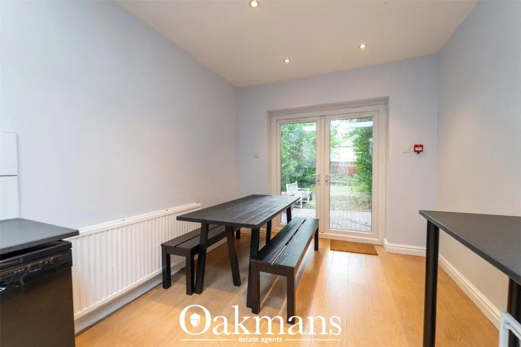2 bedroom end of terrace house for rent