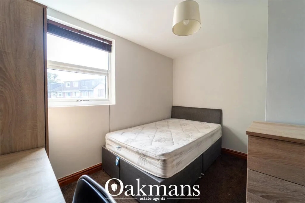 2 bedroom end of terrace house for rent