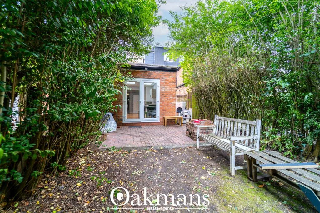 2 bedroom end of terrace house for rent