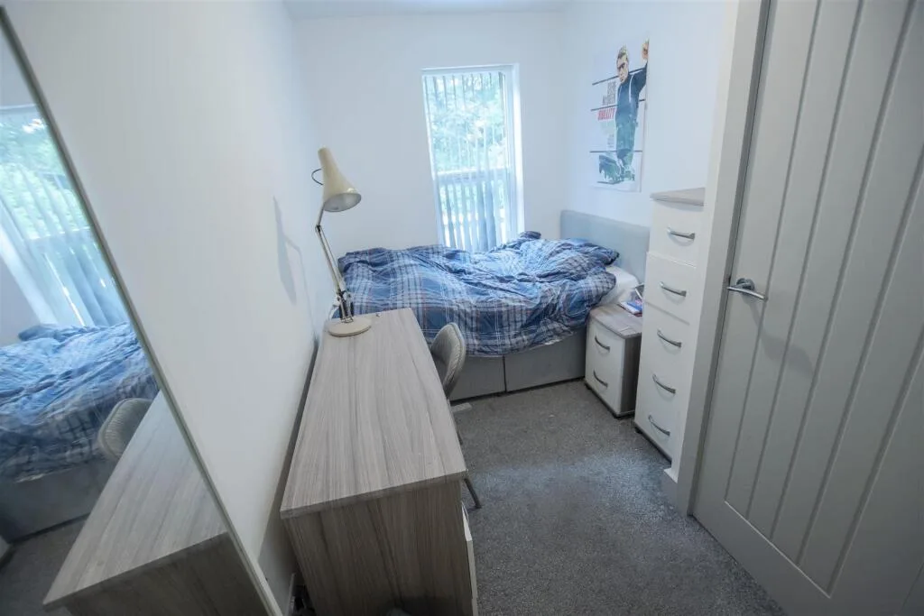 7 bedroom house for rent