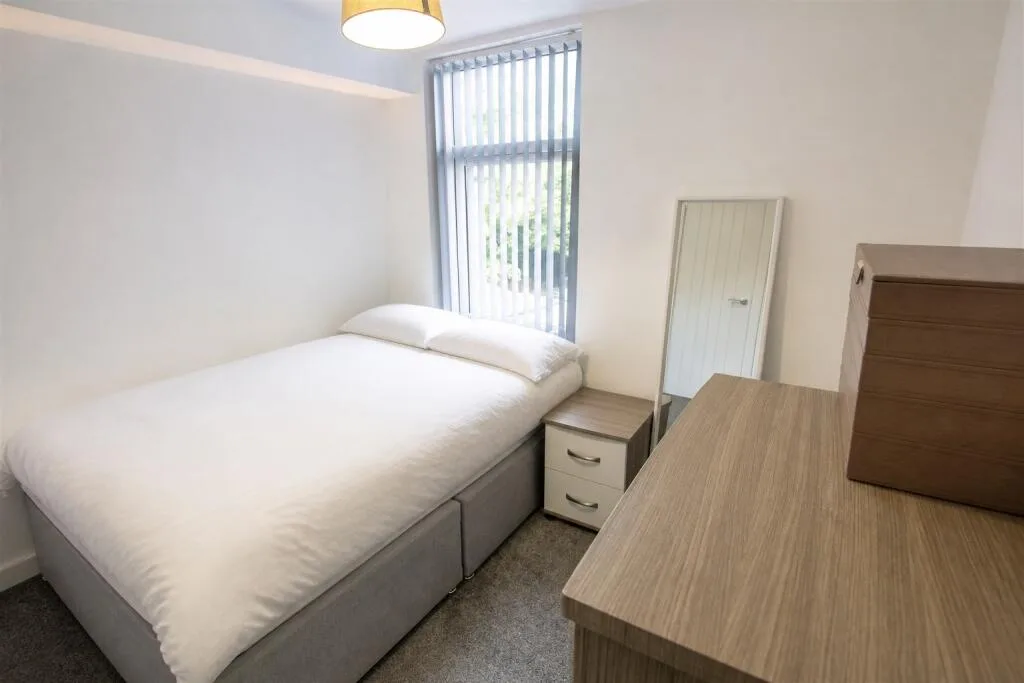 7 bedroom house for rent