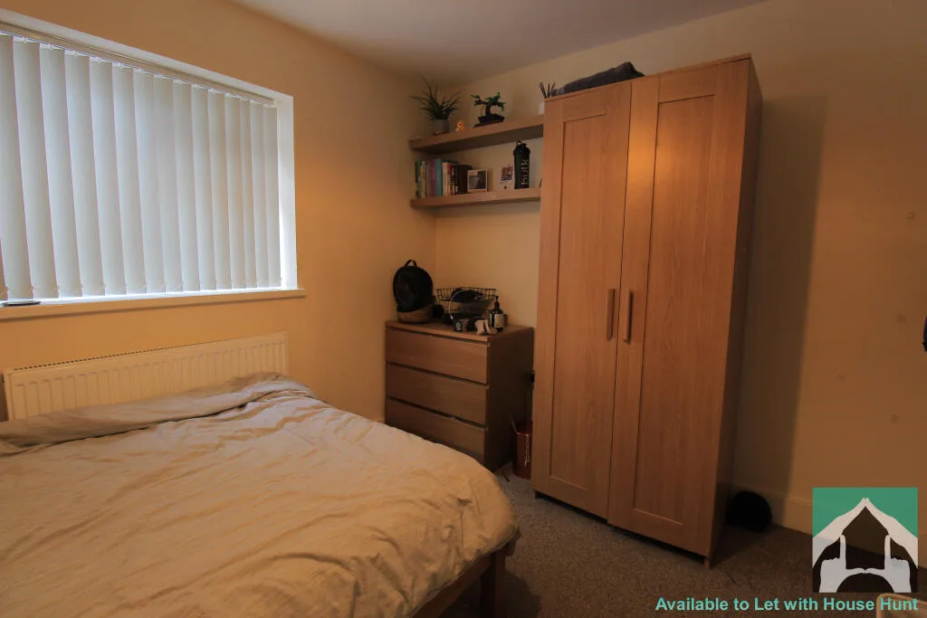 6 bedroom terraced house for rent