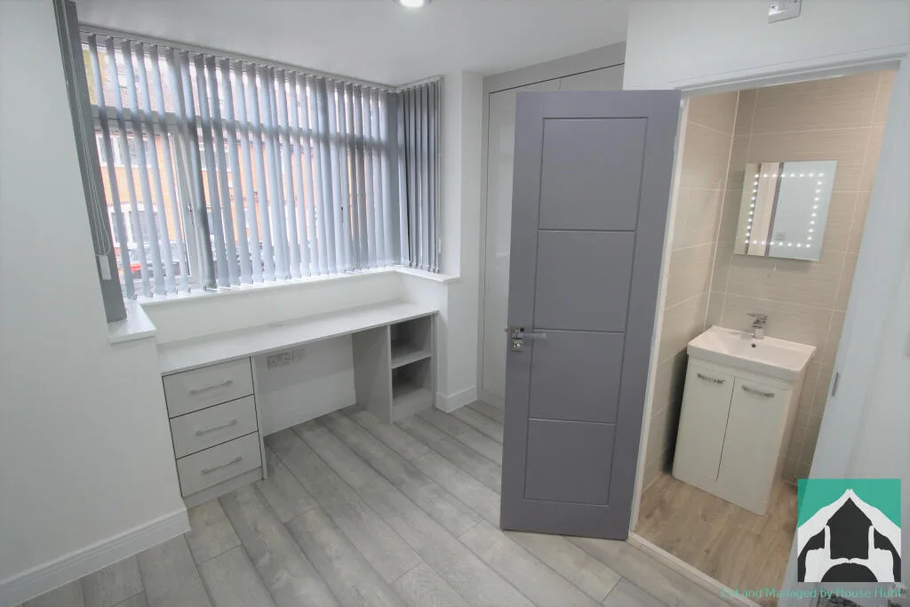 7 bedroom house for rent