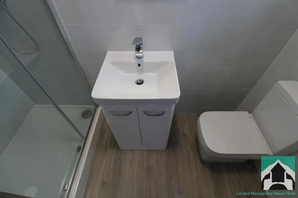 7 bedroom house for rent