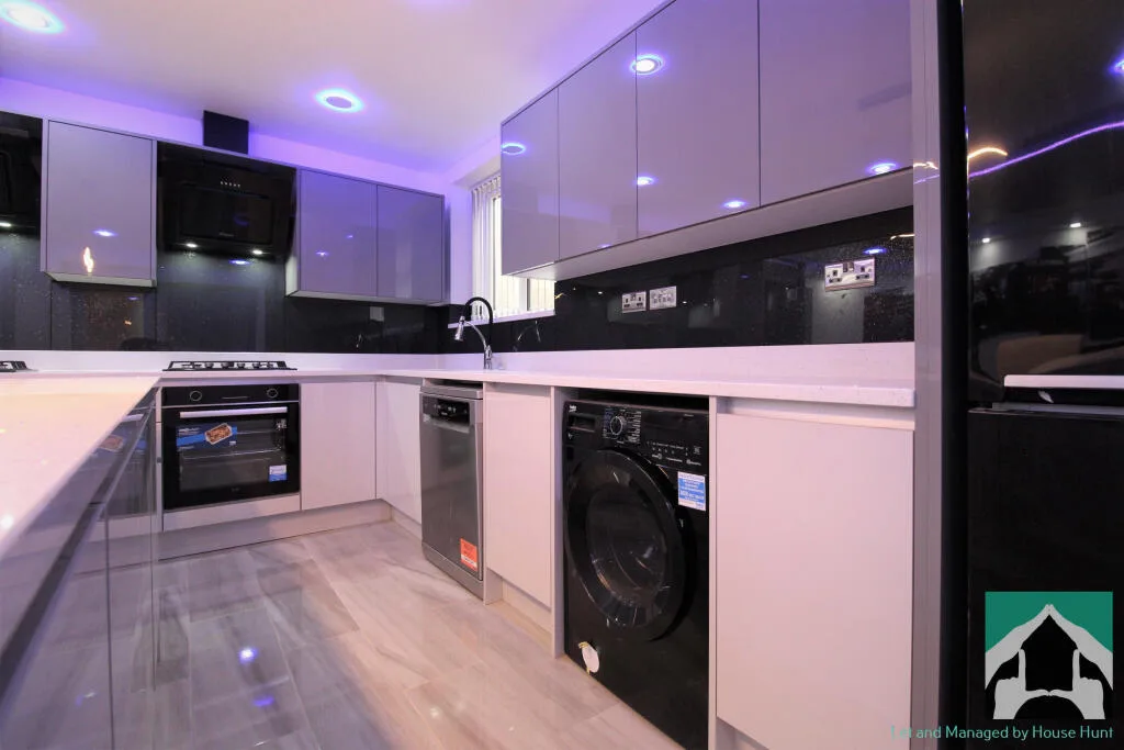 7 bedroom house for rent