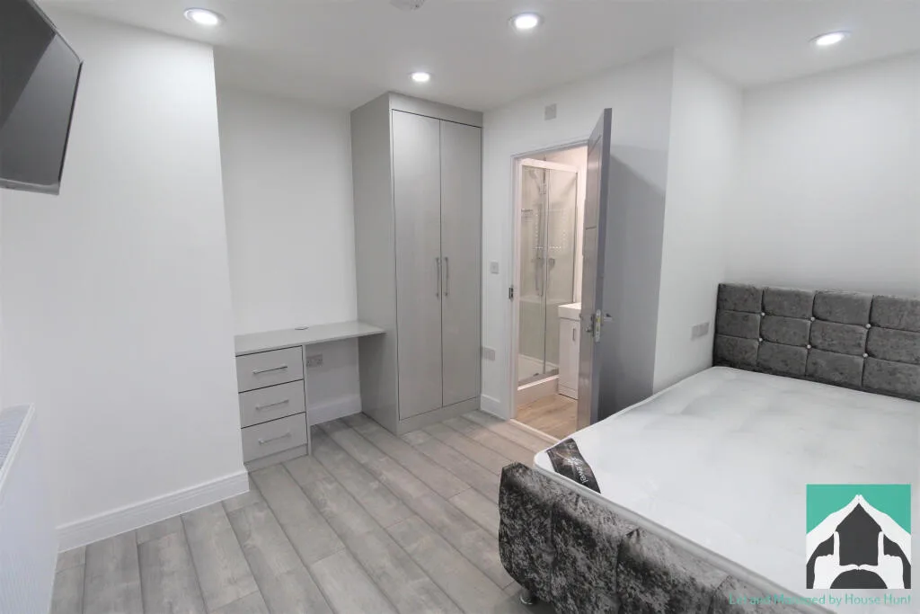 7 bedroom house for rent