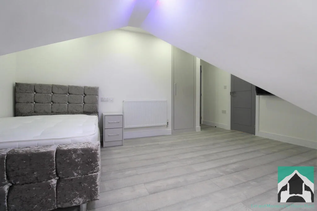 7 bedroom house for rent