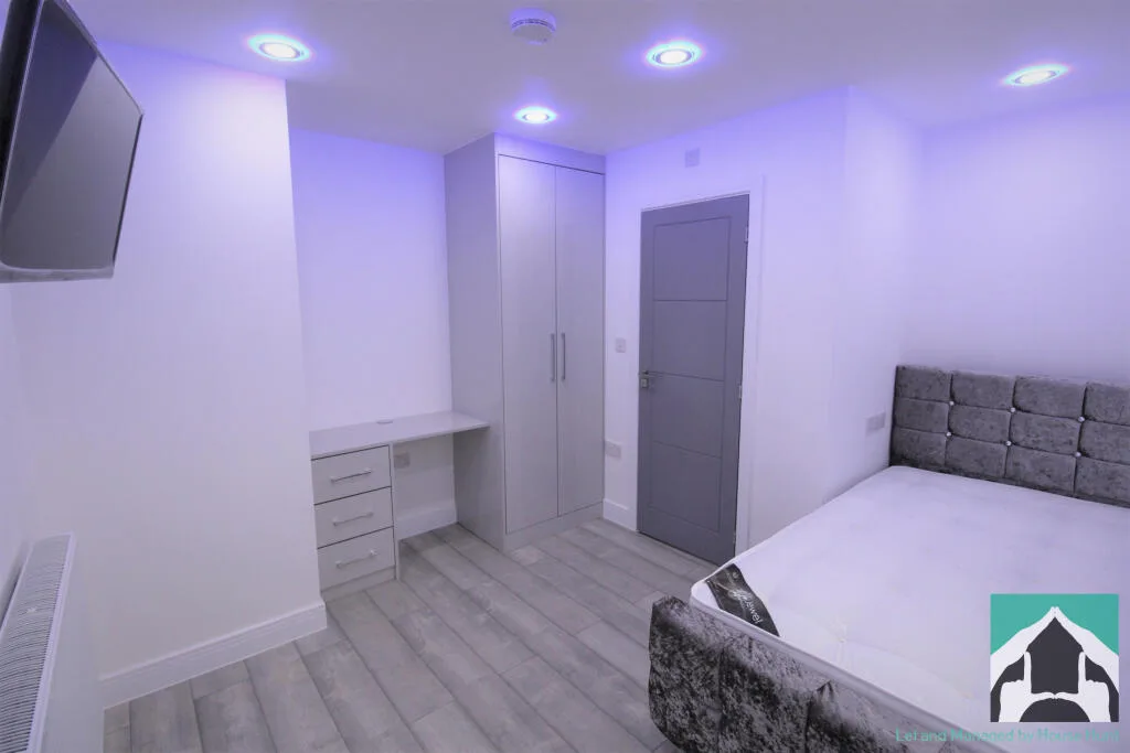 7 bedroom house for rent