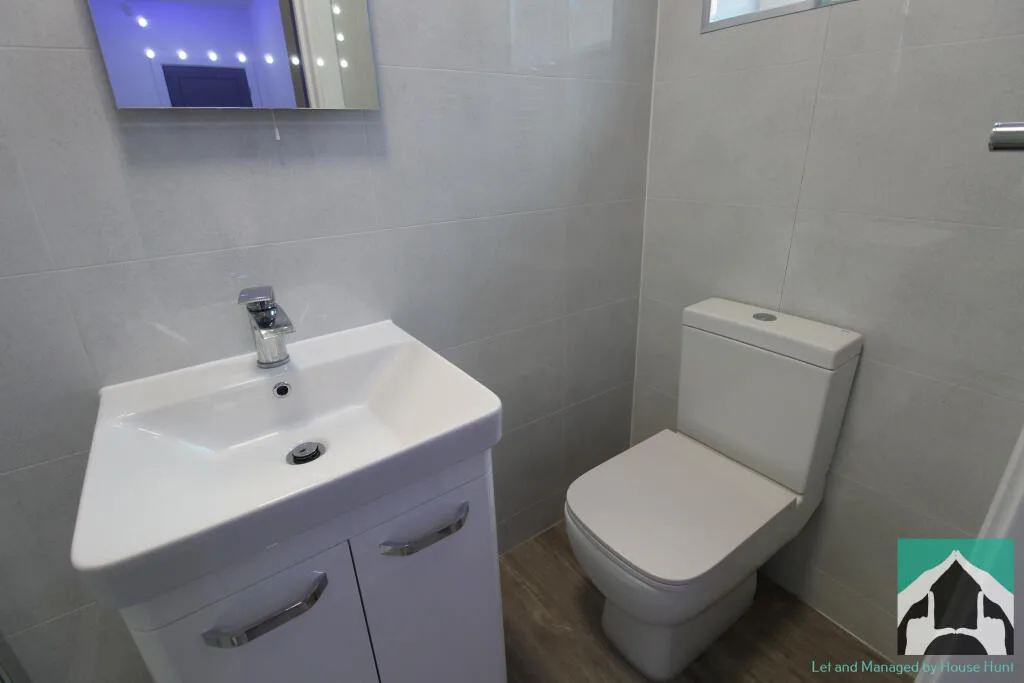 7 bedroom house for rent