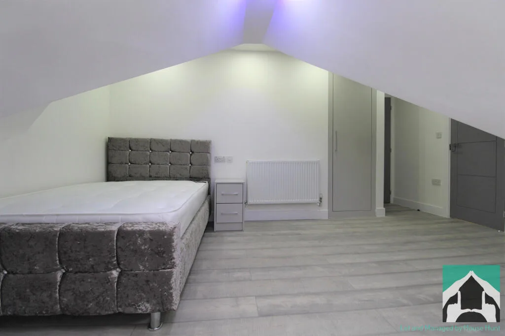 7 bedroom house for rent