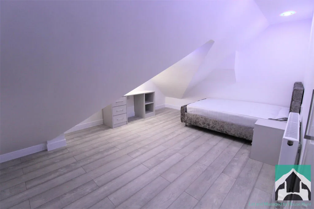 7 bedroom house for rent