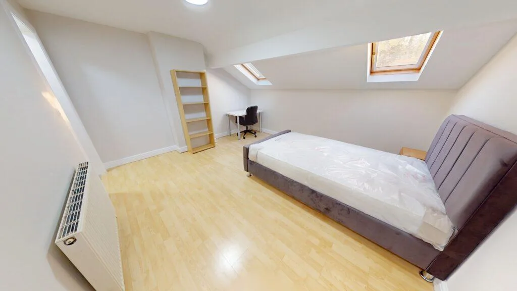 6 bedroom house for rent