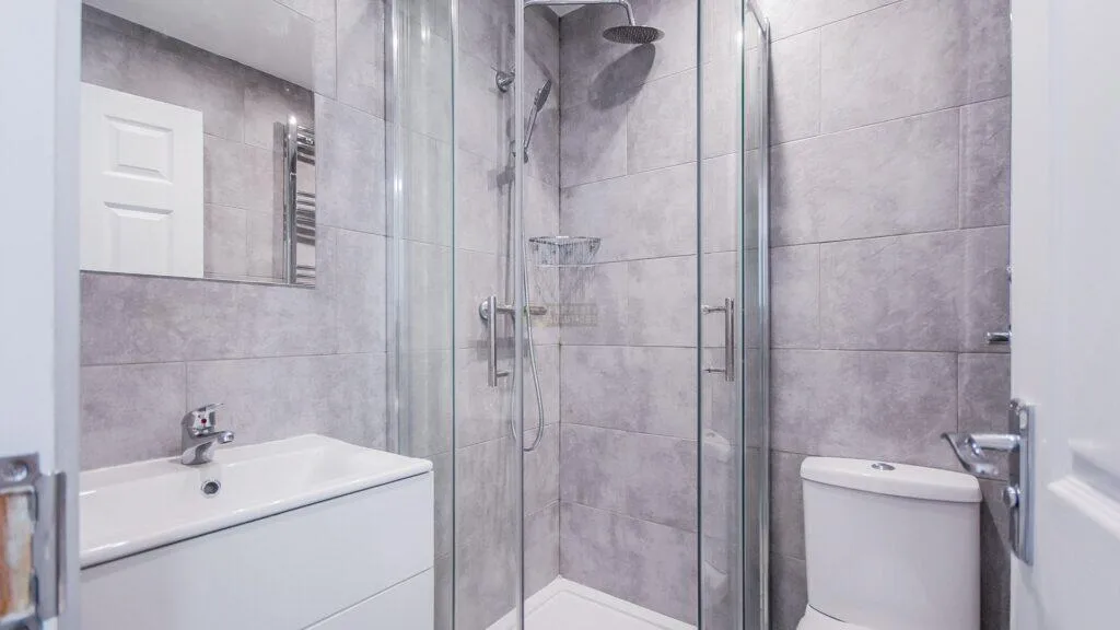 7 bedroom terraced house for rent