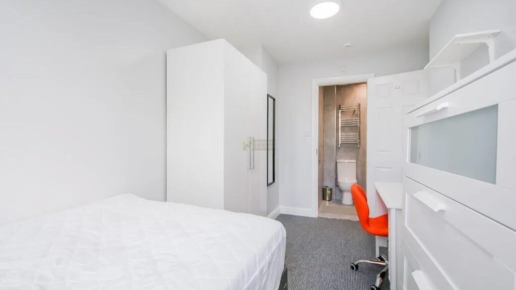 7 bedroom terraced house for rent