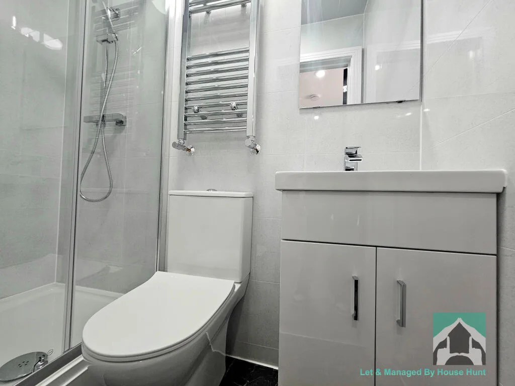 7 bedroom terraced house for rent