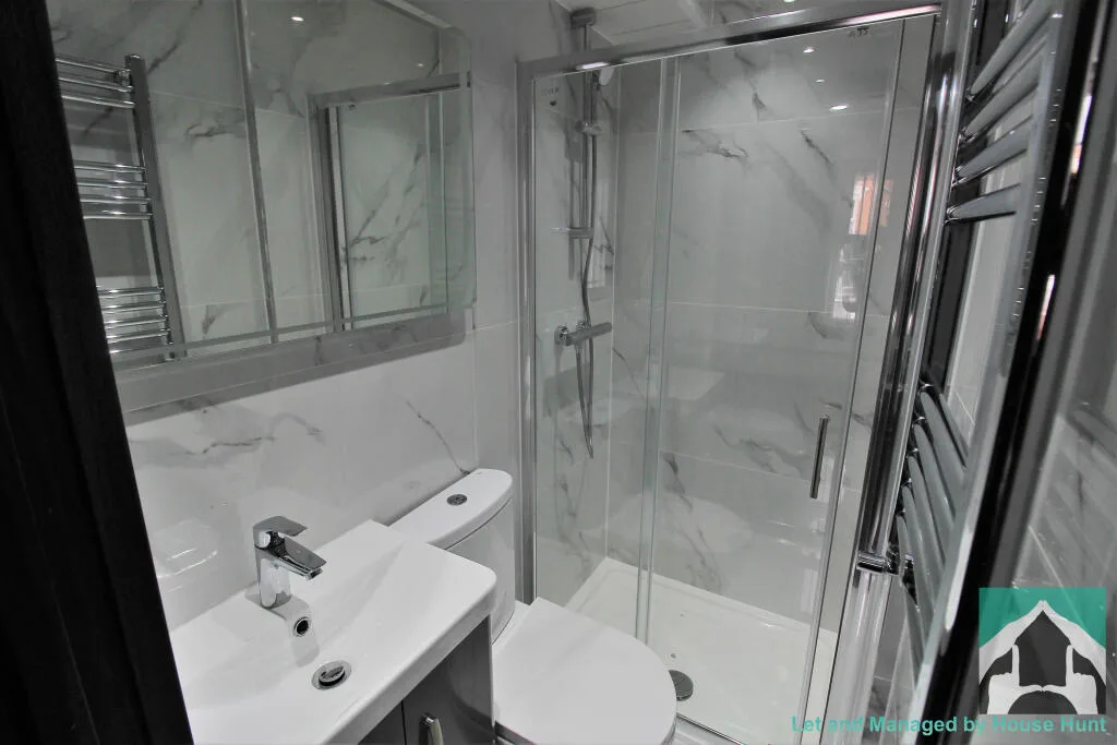 5 bedroom house for rent