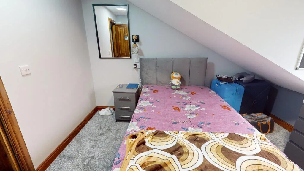 6 bedroom house for rent