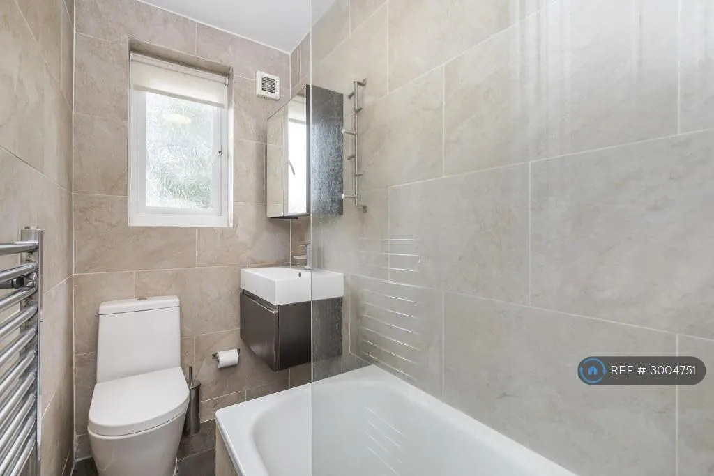 3 bedroom flat for rent