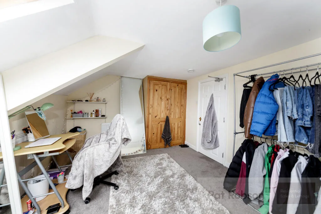 5 bedroom house for rent