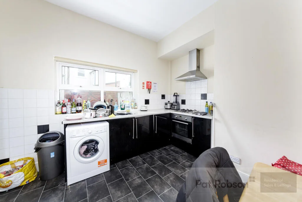 5 bedroom house for rent