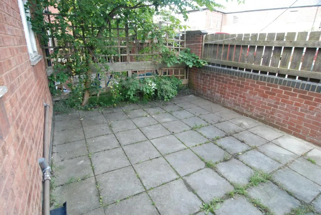 5 bedroom house for rent