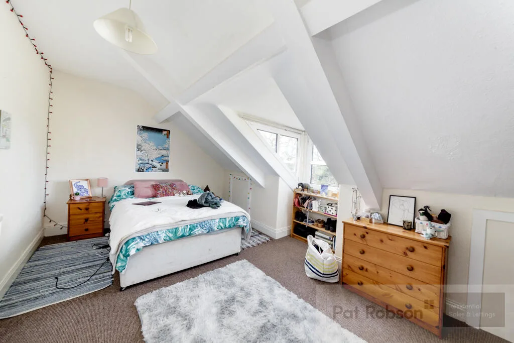 5 bedroom house for rent