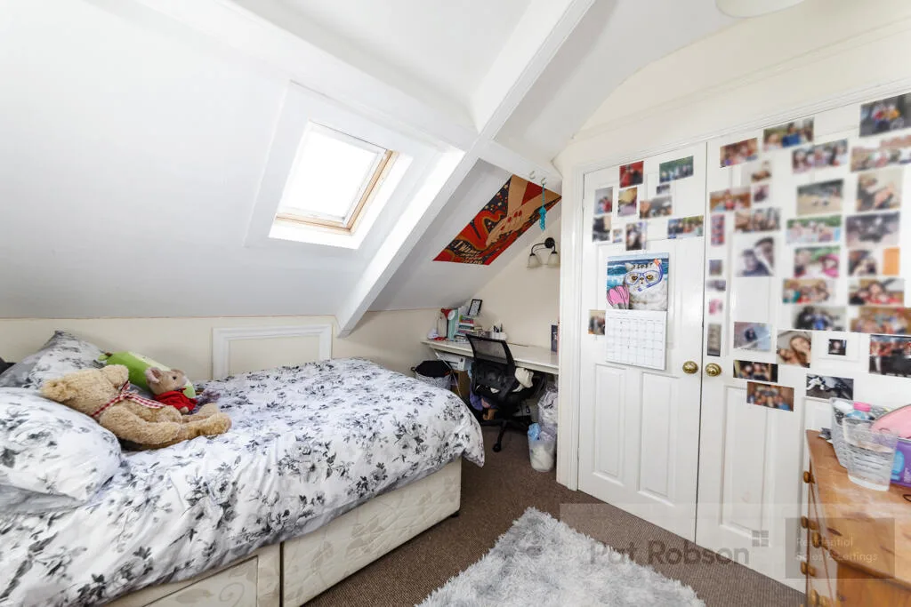 5 bedroom house for rent