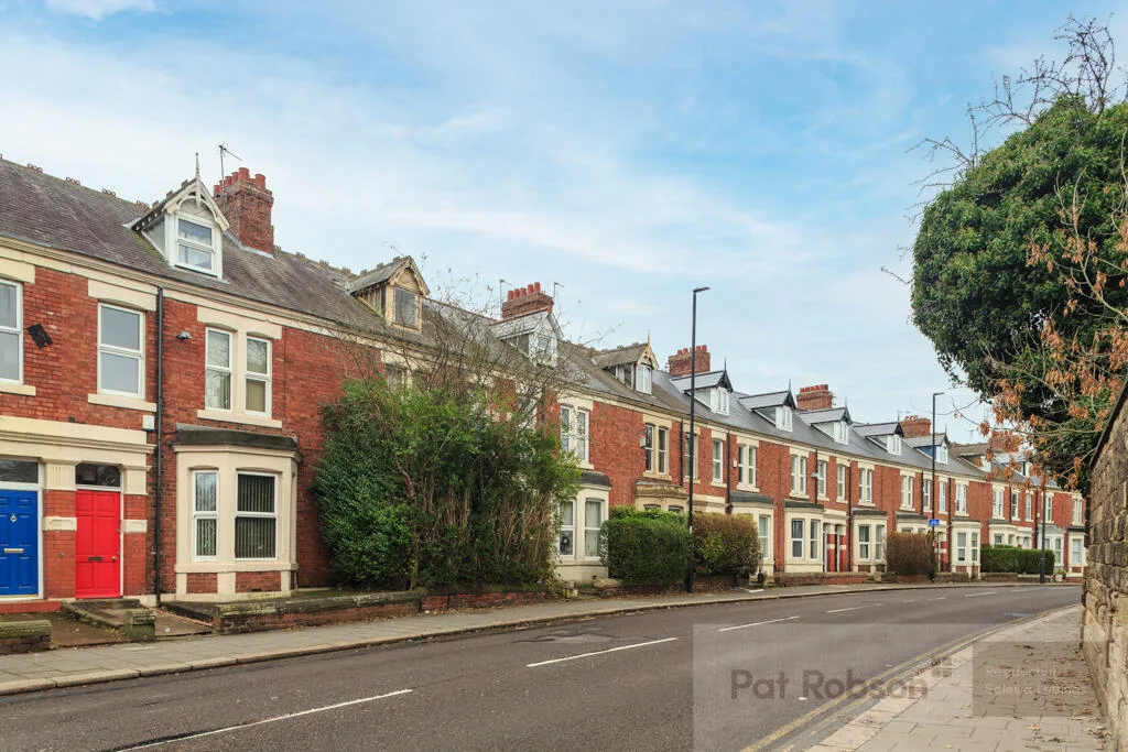 5 bedroom house for rent
