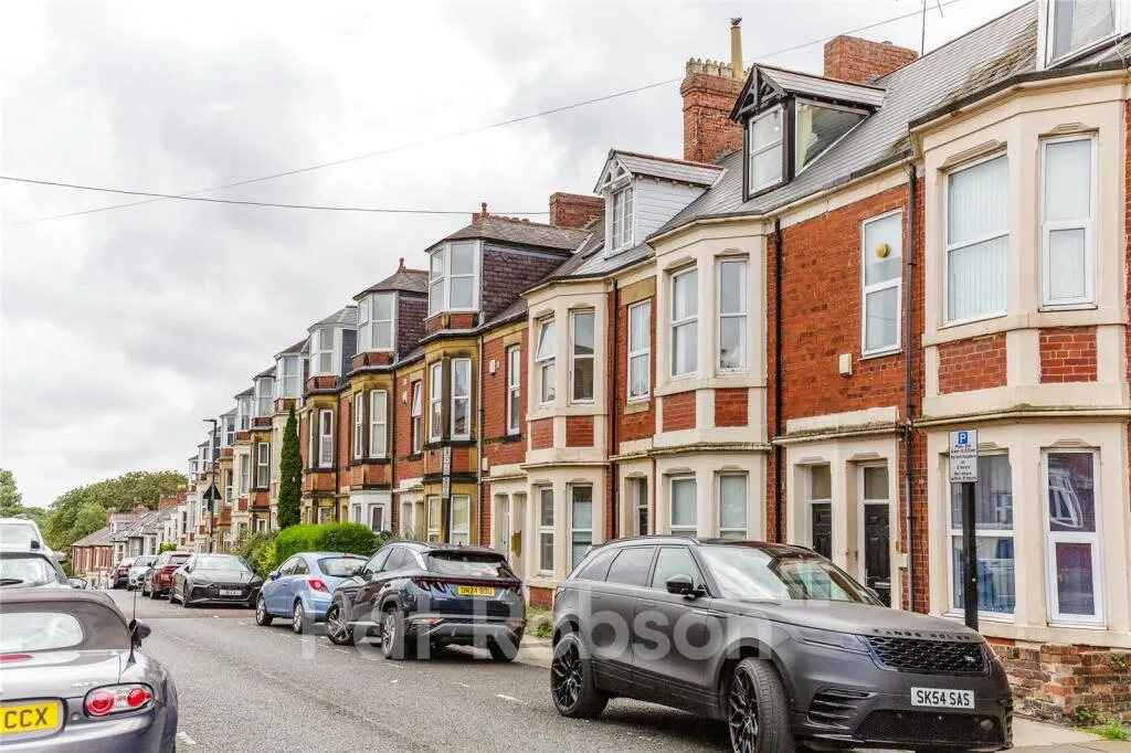 4 bedroom terraced house for rent