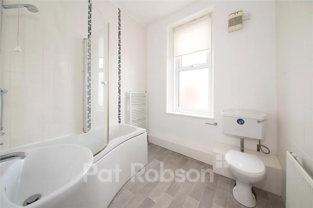 4 bedroom terraced house for rent