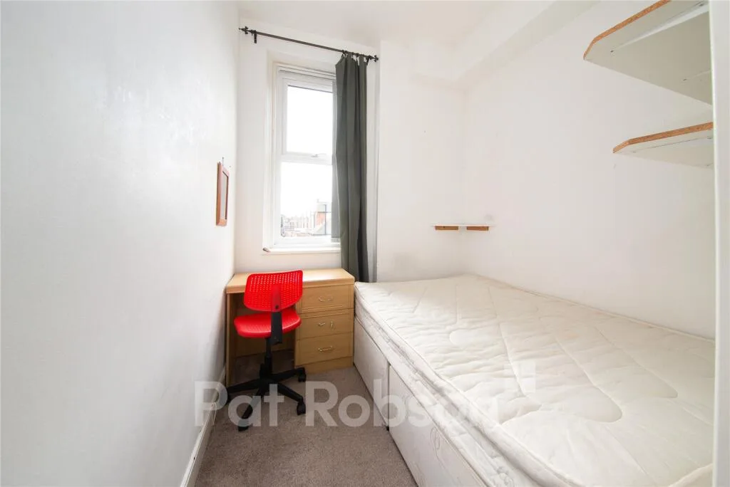 4 bedroom terraced house for rent