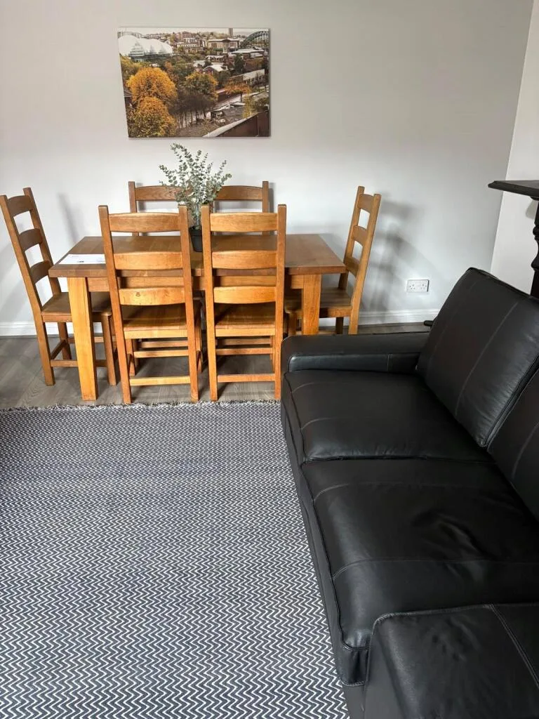 6 bedroom maisonette for rent